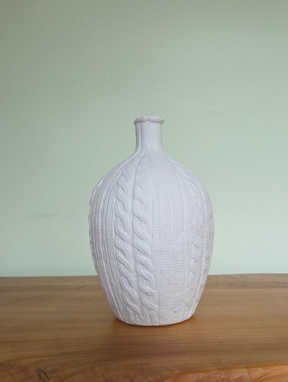 Crate & Barrel Matte White Cable Knit Sweater Ceramic Vase /Cozy Coastal Neutral
